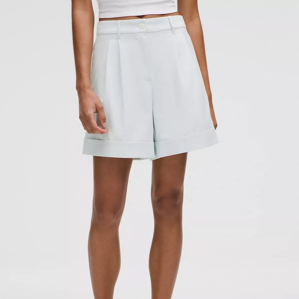 NWT LULULEMON LULU LINEN HR SHORT SIZE 24